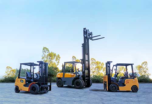 Exploring the diverse functions and technological advances of forklifts: the key to modern warehousing and logistics